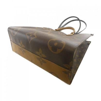 Louis Vuitton Monogram Giant On The Go GM — view 3