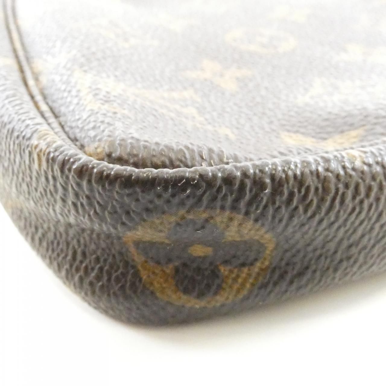 Louis Vuitton Monogram Pochette Pouch — view 2