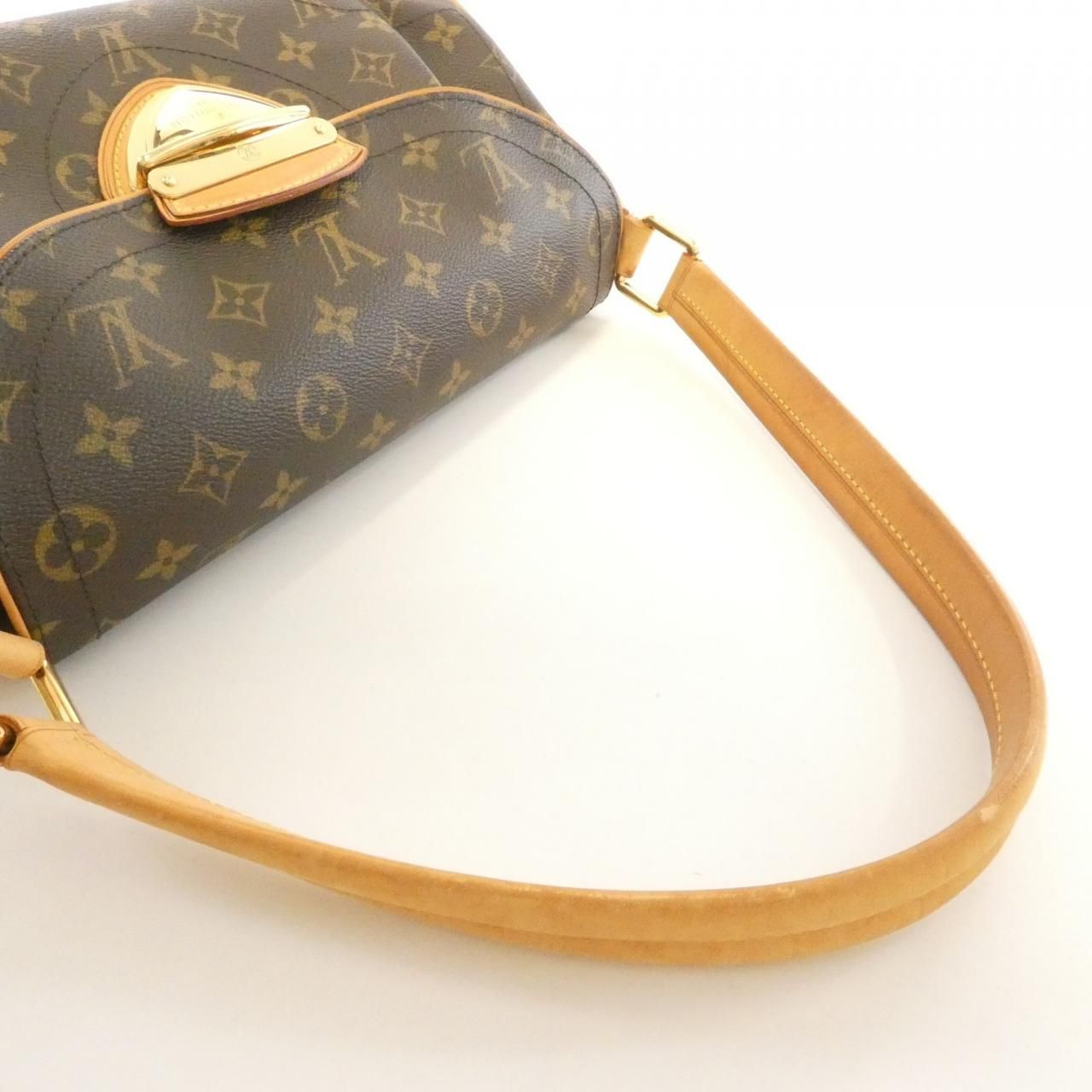 Louis Vuitton Monogram Beverly MM Shoulder — view 6