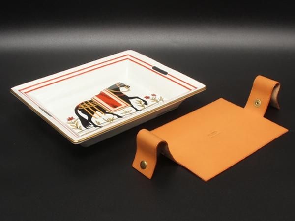 Hermes Case Tray Horse Pattern Leather — view 7