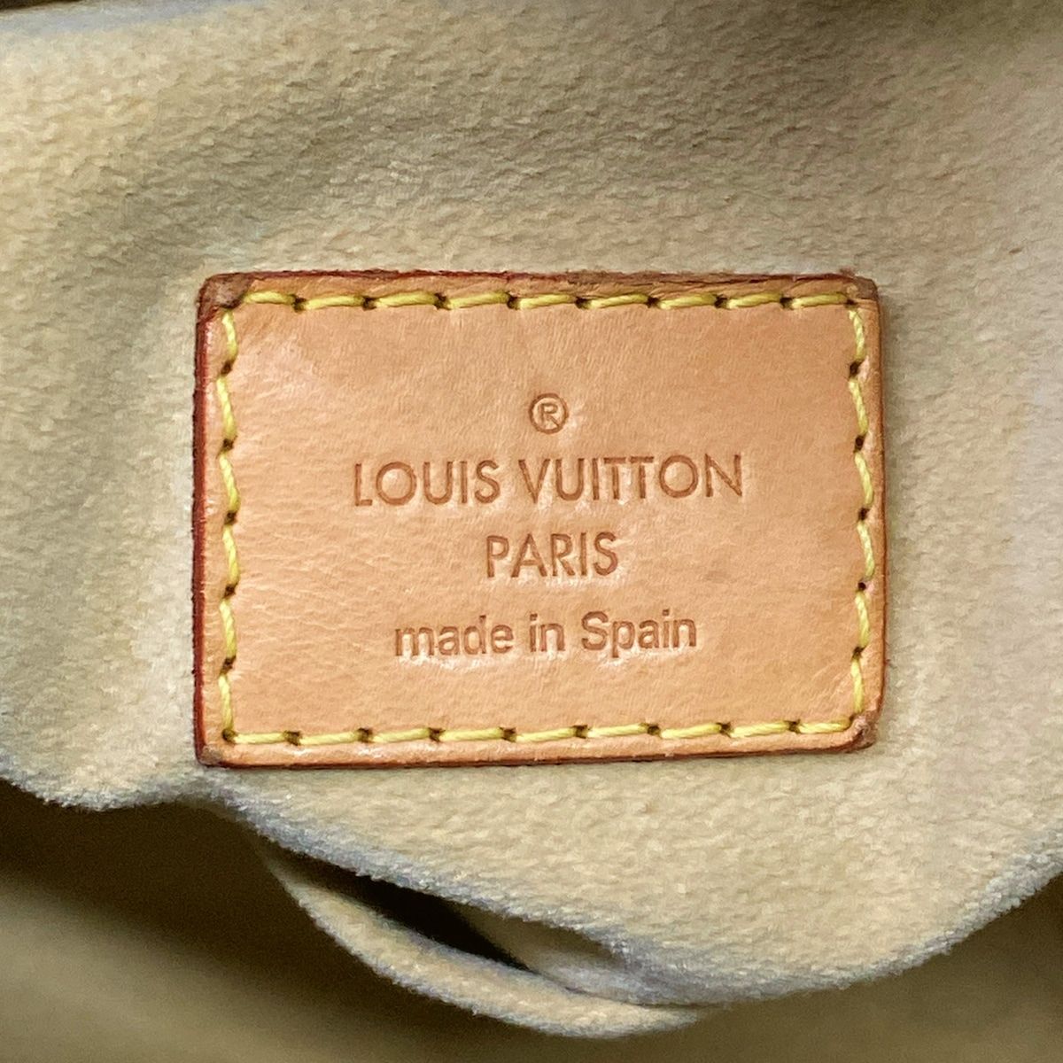 Louis Vuitton Handbag Monogram MM — view 8