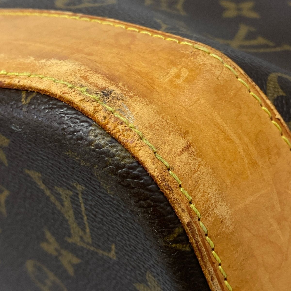 Louis Vuitton Boston Bag Monogram Alma Voyage MM — view 6