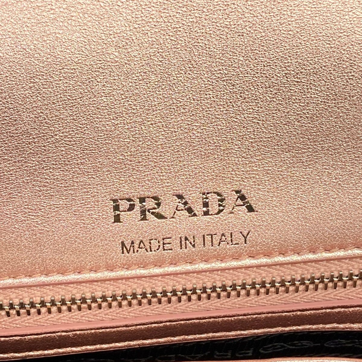 Prada Shoulder Bag Diagram Leather Small Pink Gold Chain — view 9