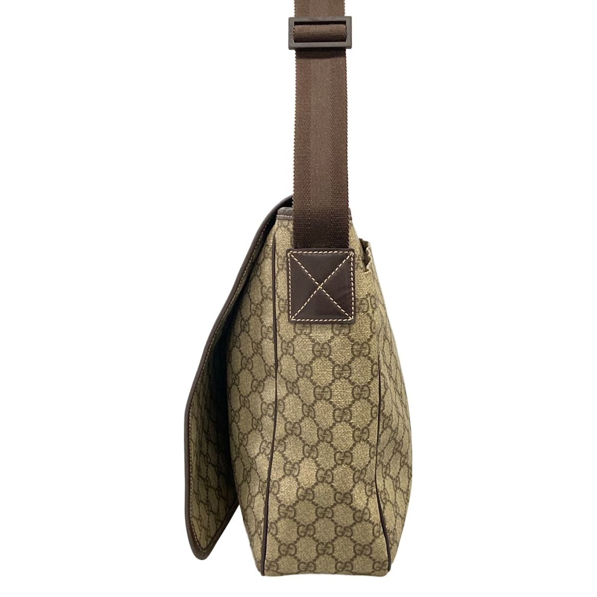 Gucci Shoulder Bag Interlocking GG Supreme Beige Ebony Dark Brown Leather — view 4