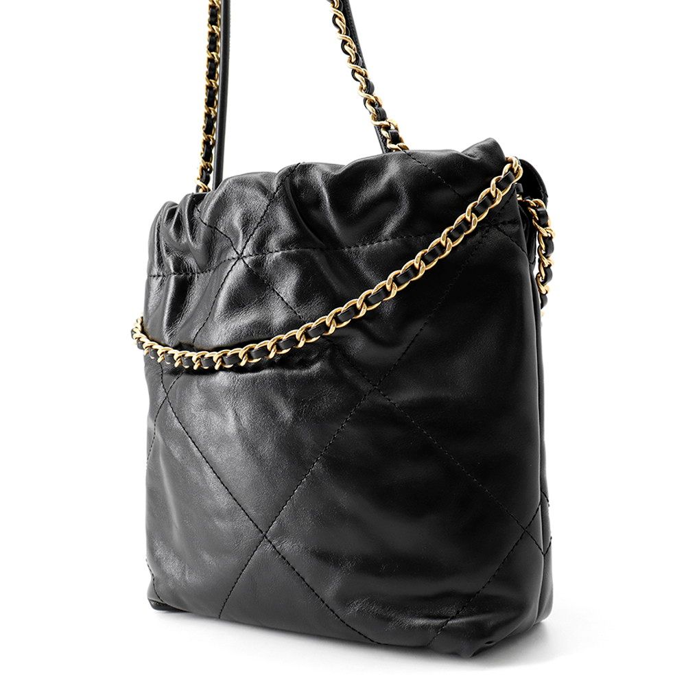 Chanel Handbag 22 Mini CC Logo Shiny Calf Leather 2-Way Black — view 2