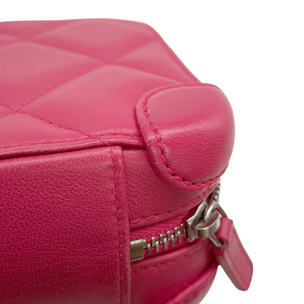 Chanel Chain Shoulder Bag Quilted CC Logo Lambskin — view 9