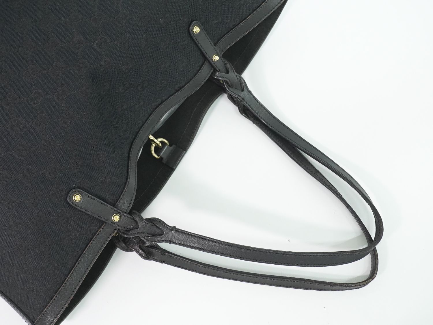 Gucci GG Canvas Shoulder Bag Tote Black — view 4