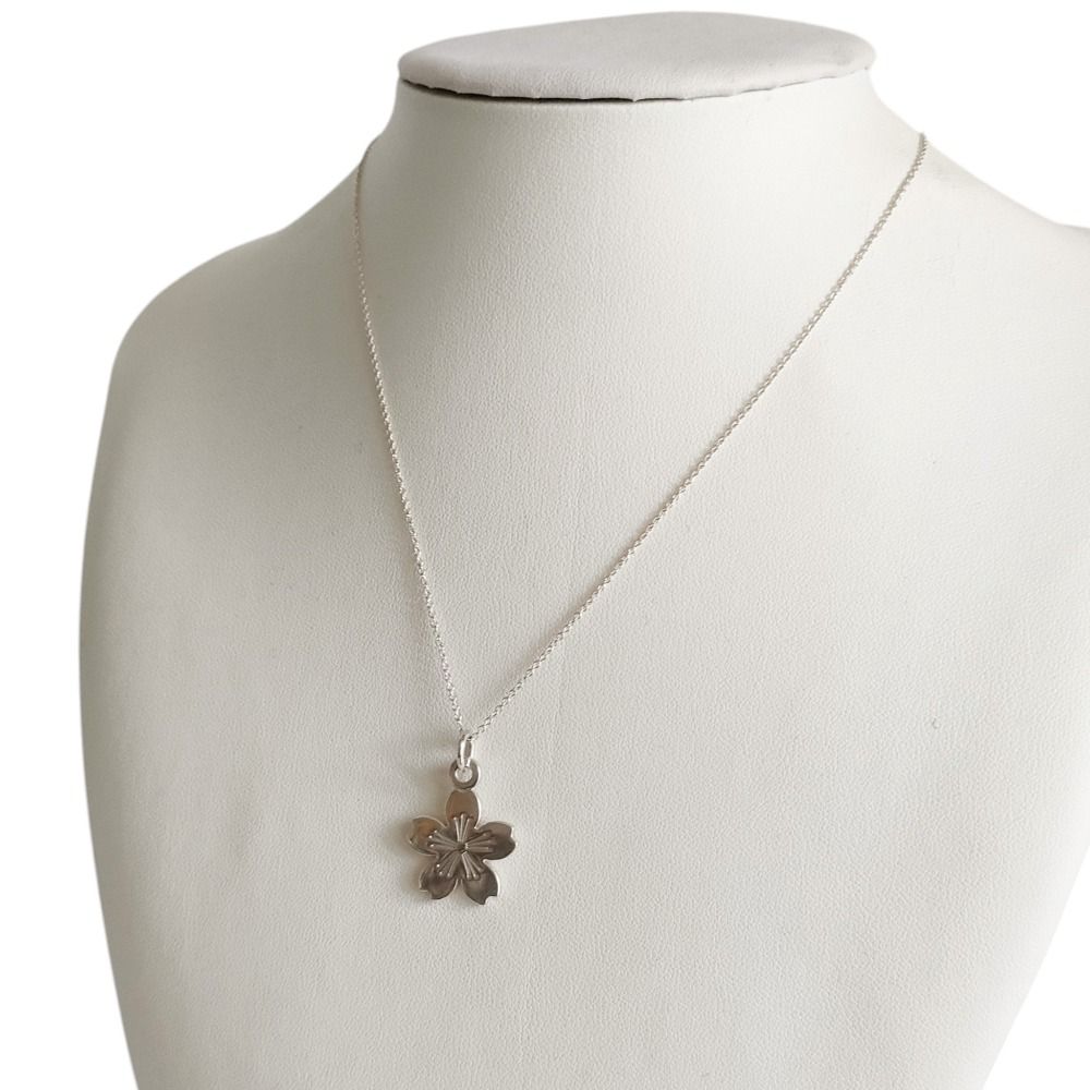 Tiffany & Co 925 GO Cherry Blossom Motif Chain Necklace Silver — view 9