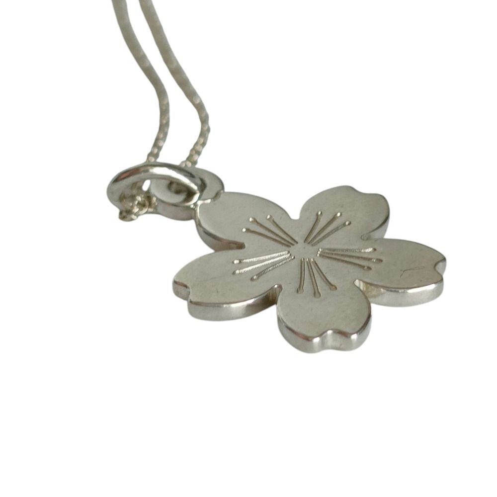 Tiffany & Co 925 GO Cherry Blossom Motif Chain Necklace Silver — view 2