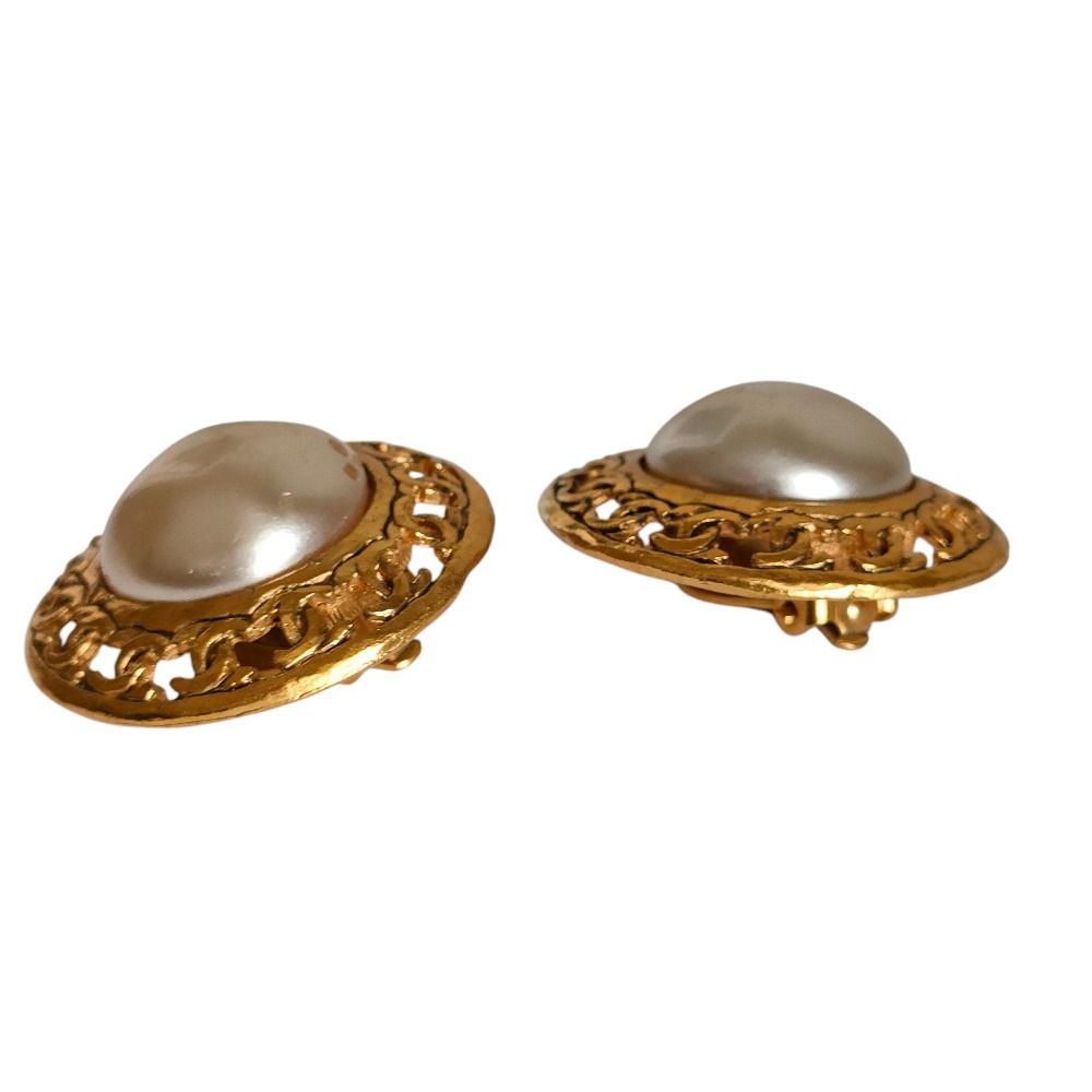 Chanel 25 CC Logo Metal Faux Pearl Clip Earrings Gold Plated — view 3