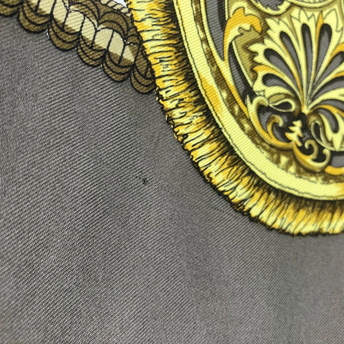 Hermes Large Scarf Shawl Khaki Bicolor Selles a Housse Cover Sitting on — view 4