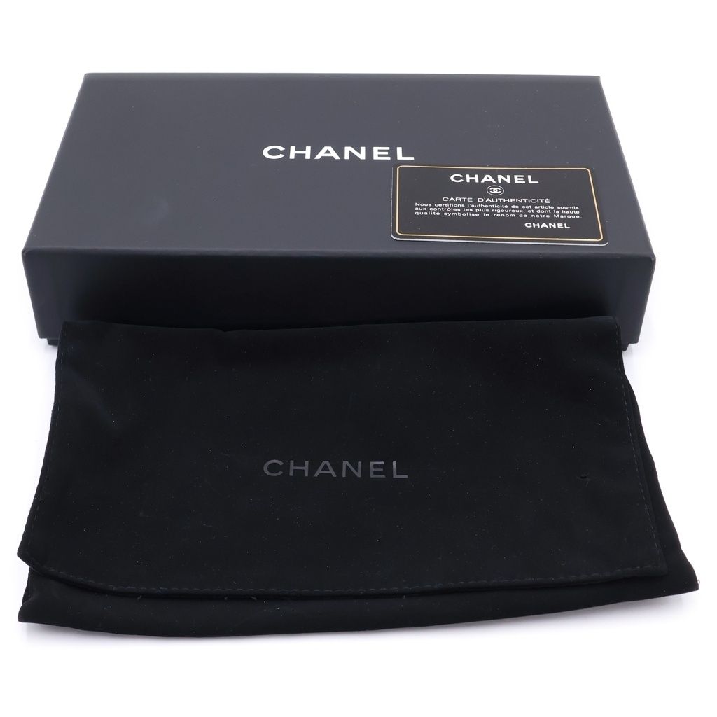 Chanel Camellia Zip Around Wallet Card Case Light Pink Lambskin Silver — view 6