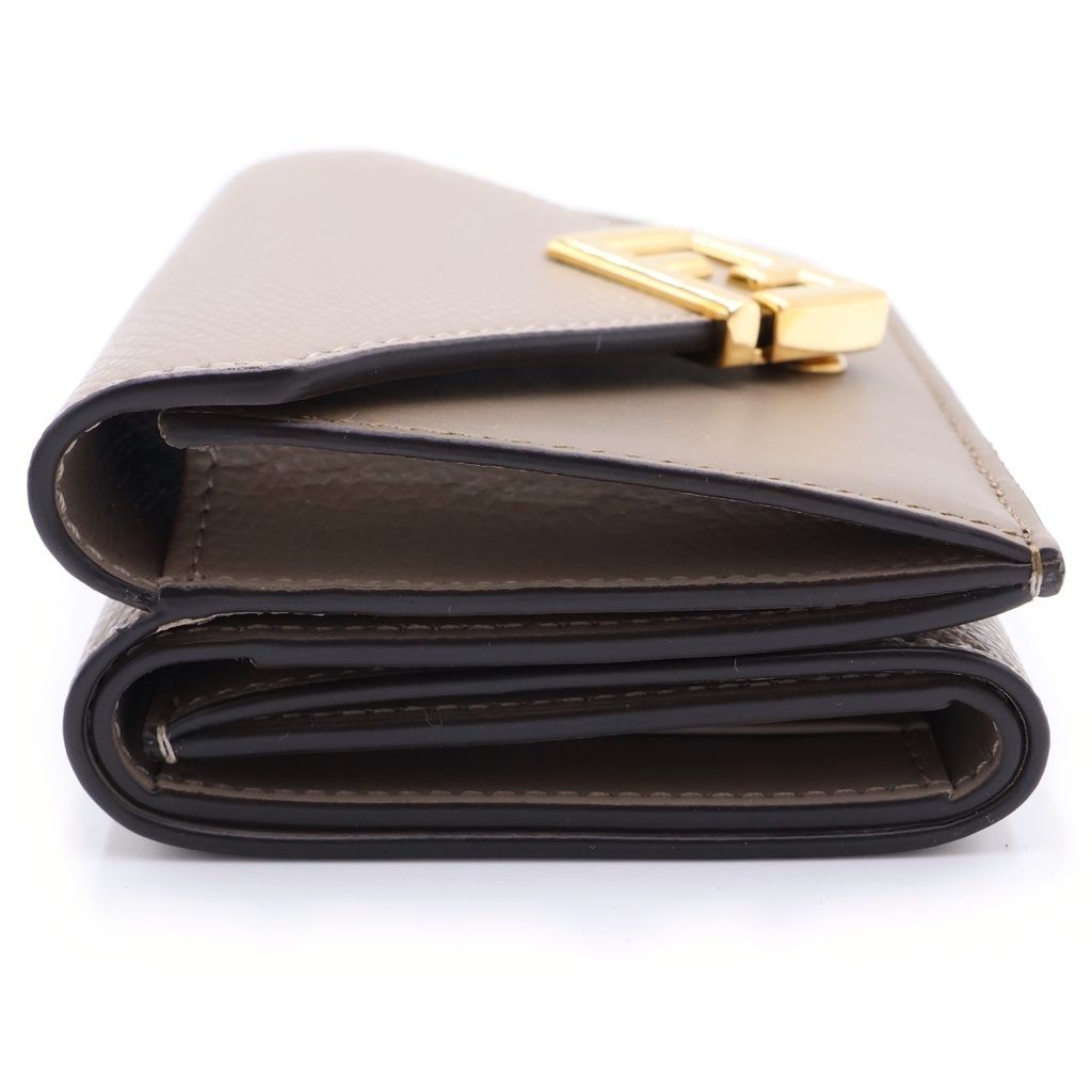 Fendi Diamond Trifold Wallet Gray Leather — view 3