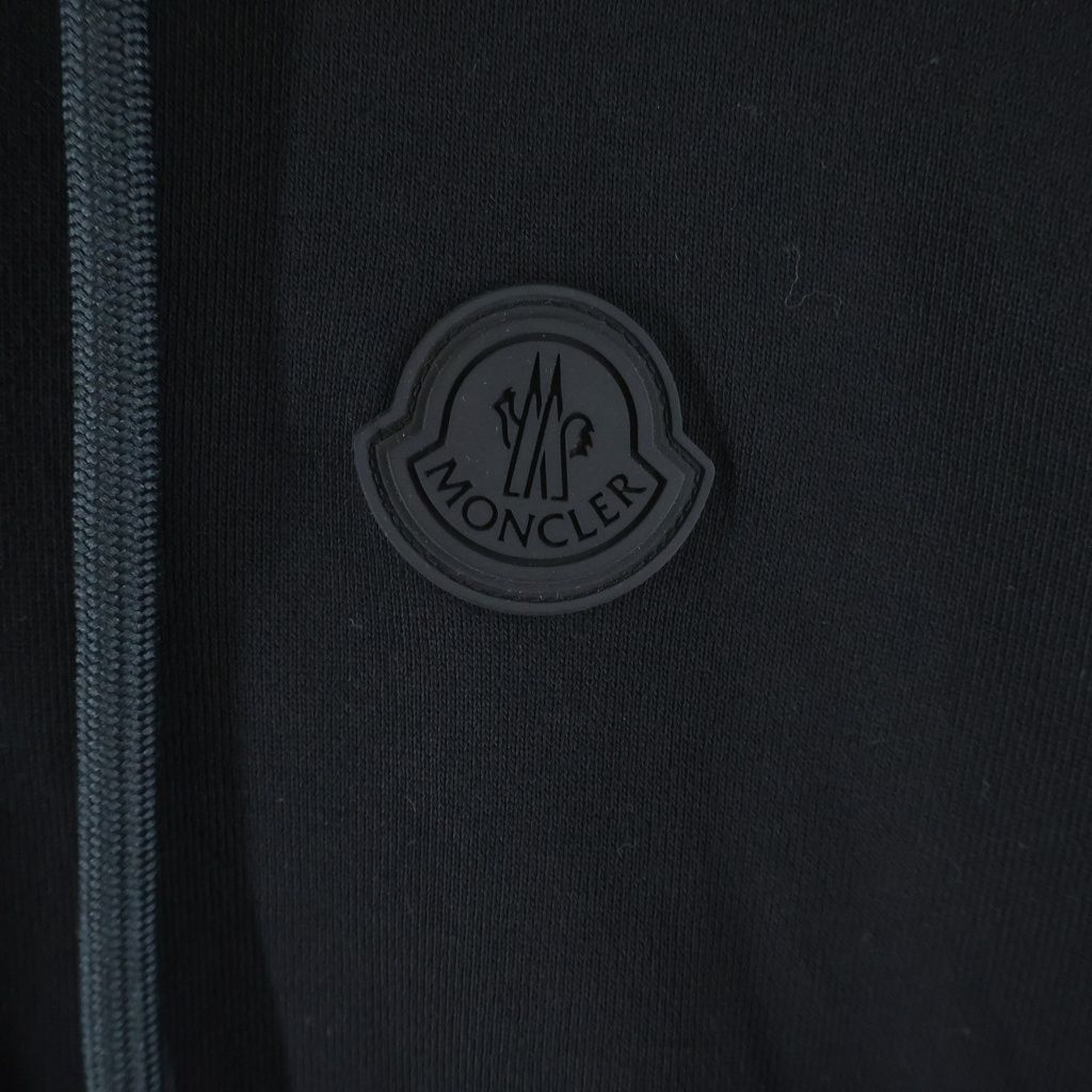 Moncler Rubber Patch Logo Side Cut Replacement Zip Up Sweatshirt Hoodie Black — view 4