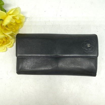 Chanel Wallet Bifold Leather Black CC Logo Camellia Card Billfold — view 2