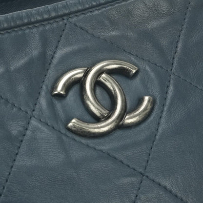 Chanel Quilted Tote Lambskin Navy Blue Gunmetal CC Logo Chain Shoulder — view 7