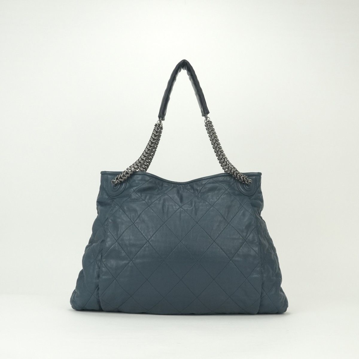 Chanel Quilted Tote Lambskin Navy Blue Gunmetal CC Logo Chain Shoulder — view 3