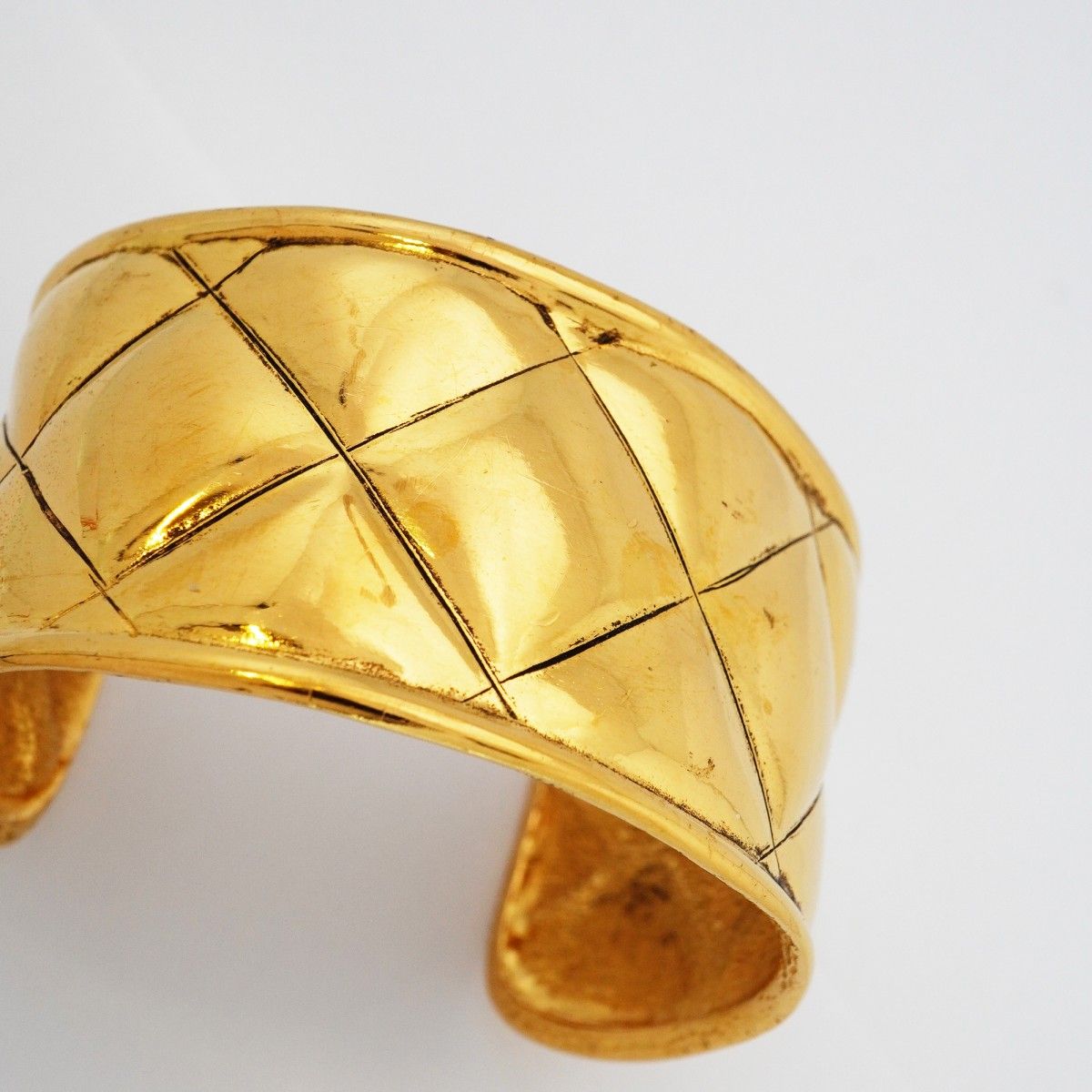 Chanel Bangle Vintage CC Logo Quilted Gold Plated Bracelet — view 9