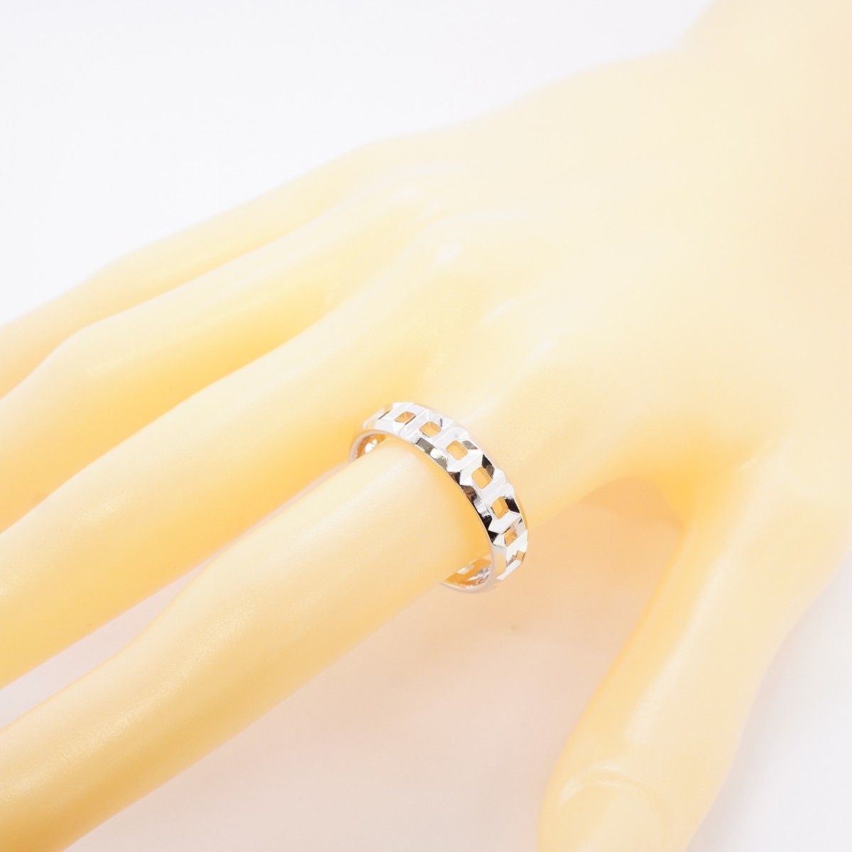Tiffany & Co Ring T True Wide 18k White Gold — view 6