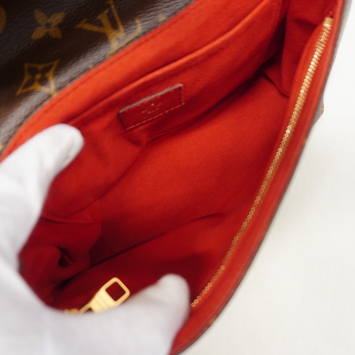 Louis Vuitton Shoulder Bag Monogram Saint Placide Brown Cerise — view 4