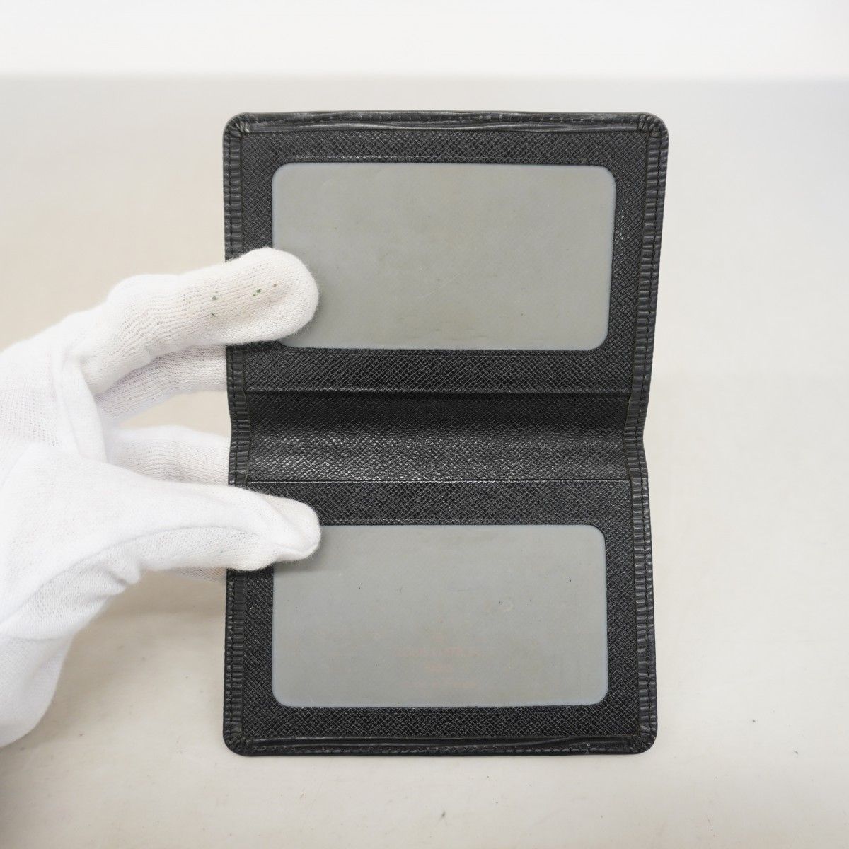 Louis Vuitton Card Case Epi Porte 2 Cult Vertical Noir — view 3