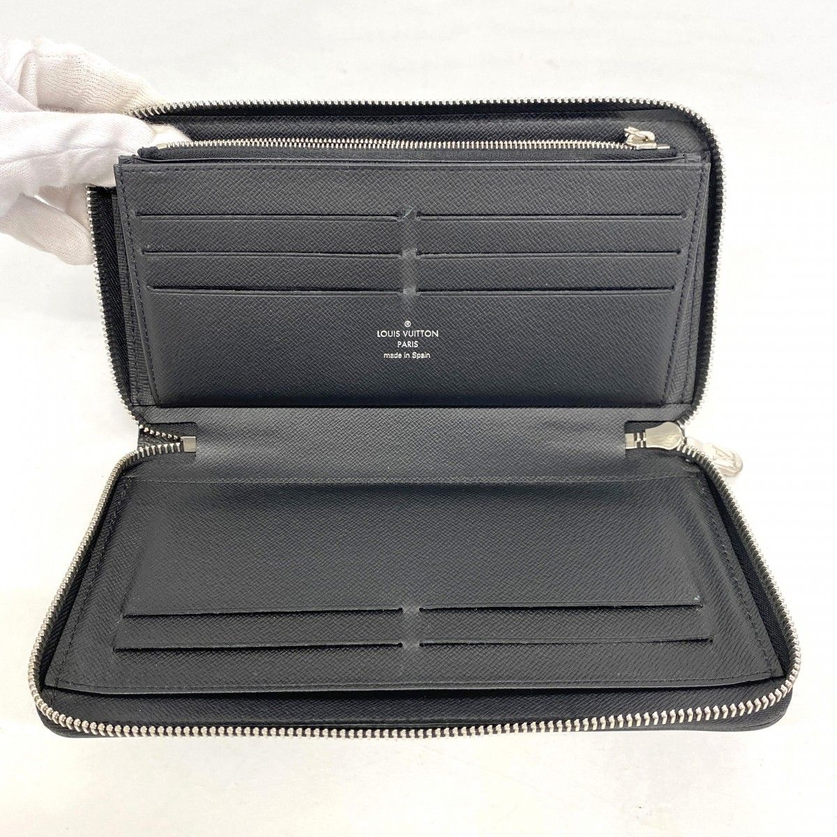 Louis Vuitton Wallet Epi Zippy Organizer NM Noir — view 3