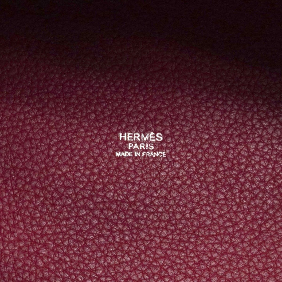 Hermes Handbag Picotin MM Taurillon Novijo Rouge Ash Silver — view 5