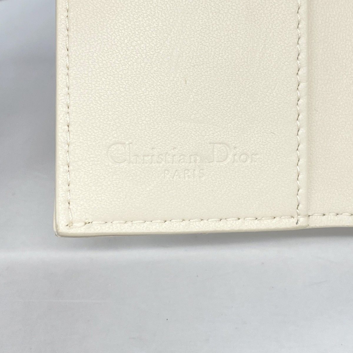 Dior Key Case Cannage Leather Ivory Champagne Gold Key Holder — view 4