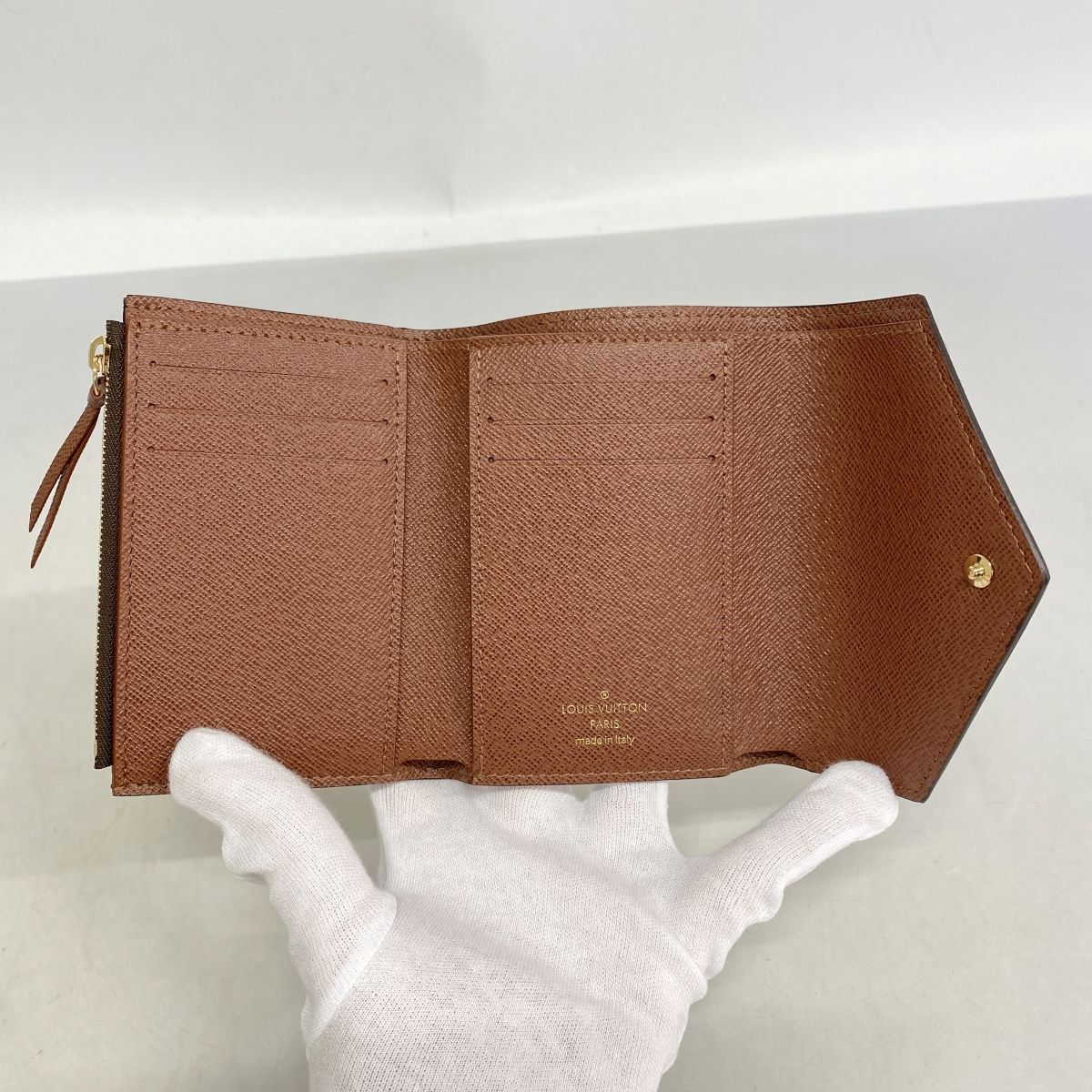 Louis Vuitton Trifold Wallet Monogram Portefeuille Victorine Brown — view 4