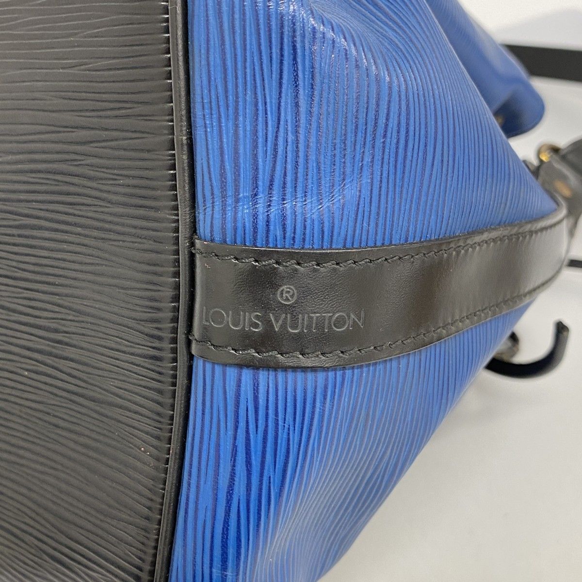 Louis Vuitton Shoulder Bag Epi Petit Noir Toledo Blue — view 5