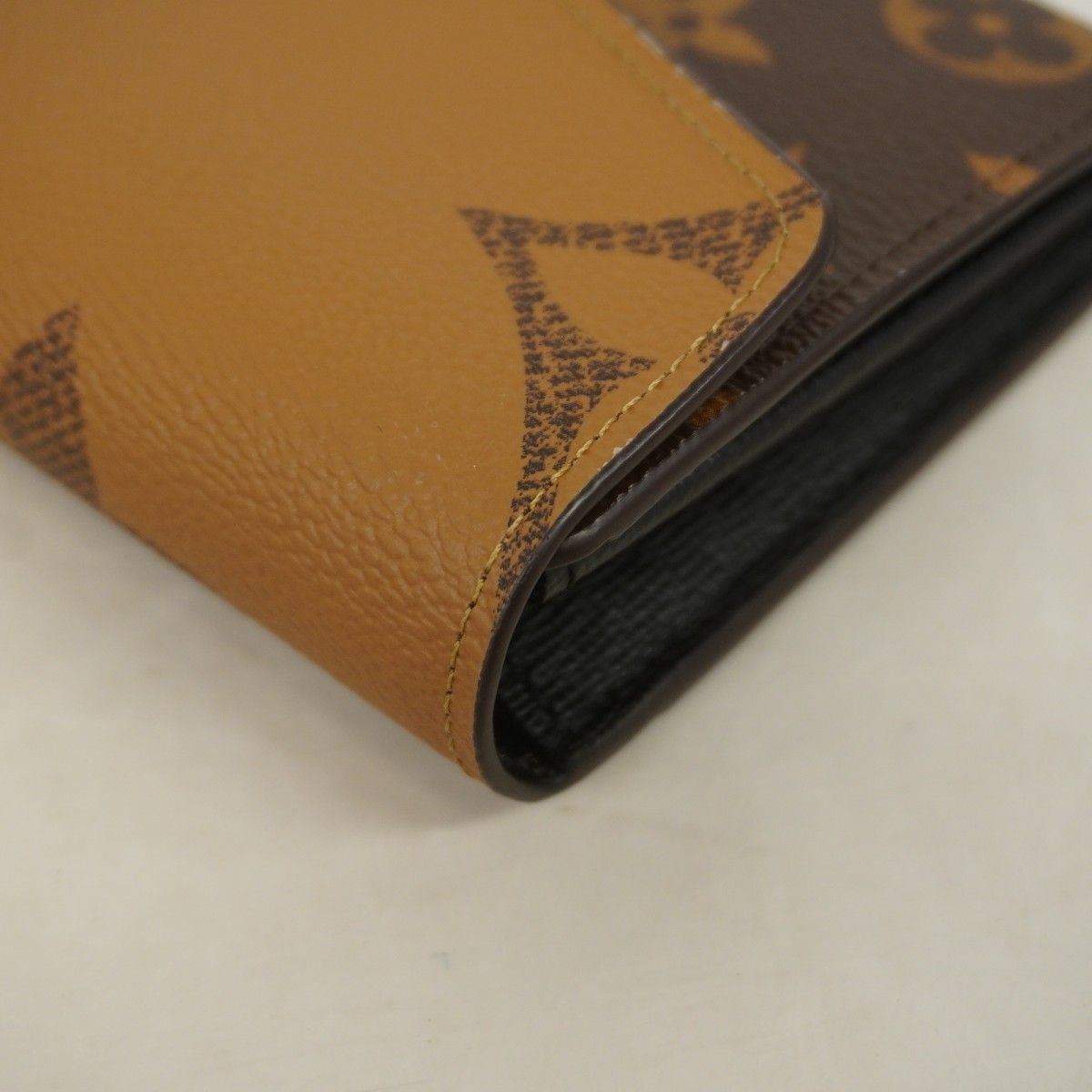 Louis Vuitton Wallet Monogram Giant Reverse Portefeuille Sarah Brown — view 6