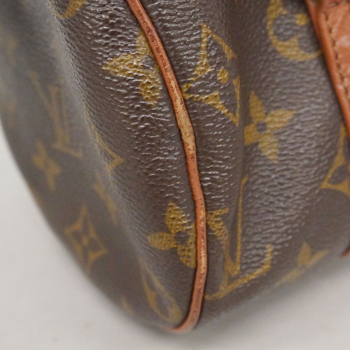 Louis Vuitton Handbag Monogram Papillon 26 Brown — view 7