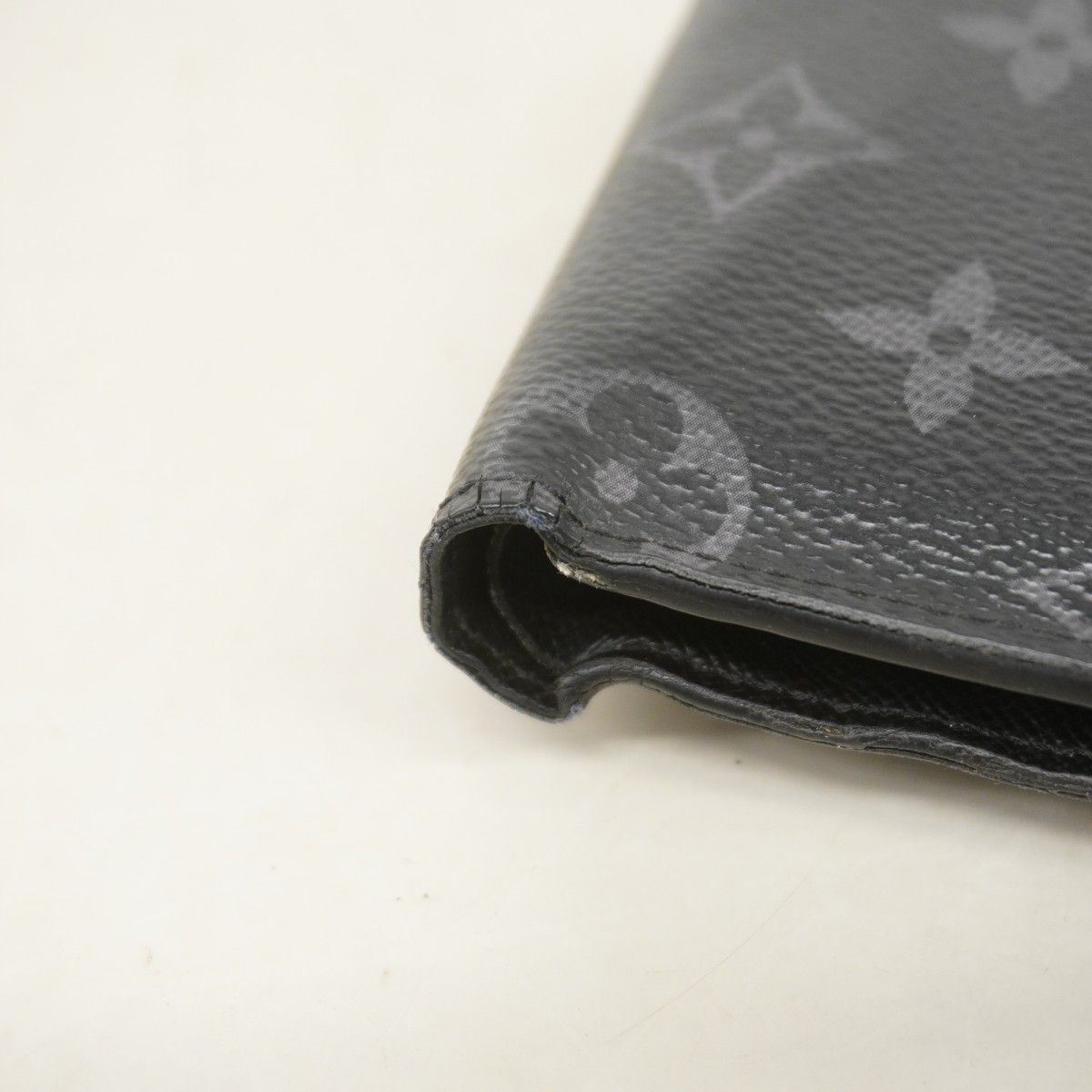 Louis Vuitton Wallet Monogram Eclipse Portefeuille Marco NM Black — view 5