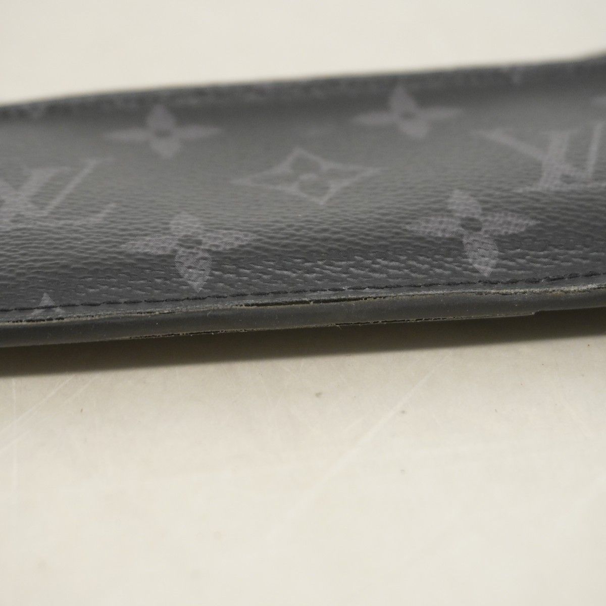 Louis Vuitton Coin Case Monogram Eclipse Card Holder Black — view 8