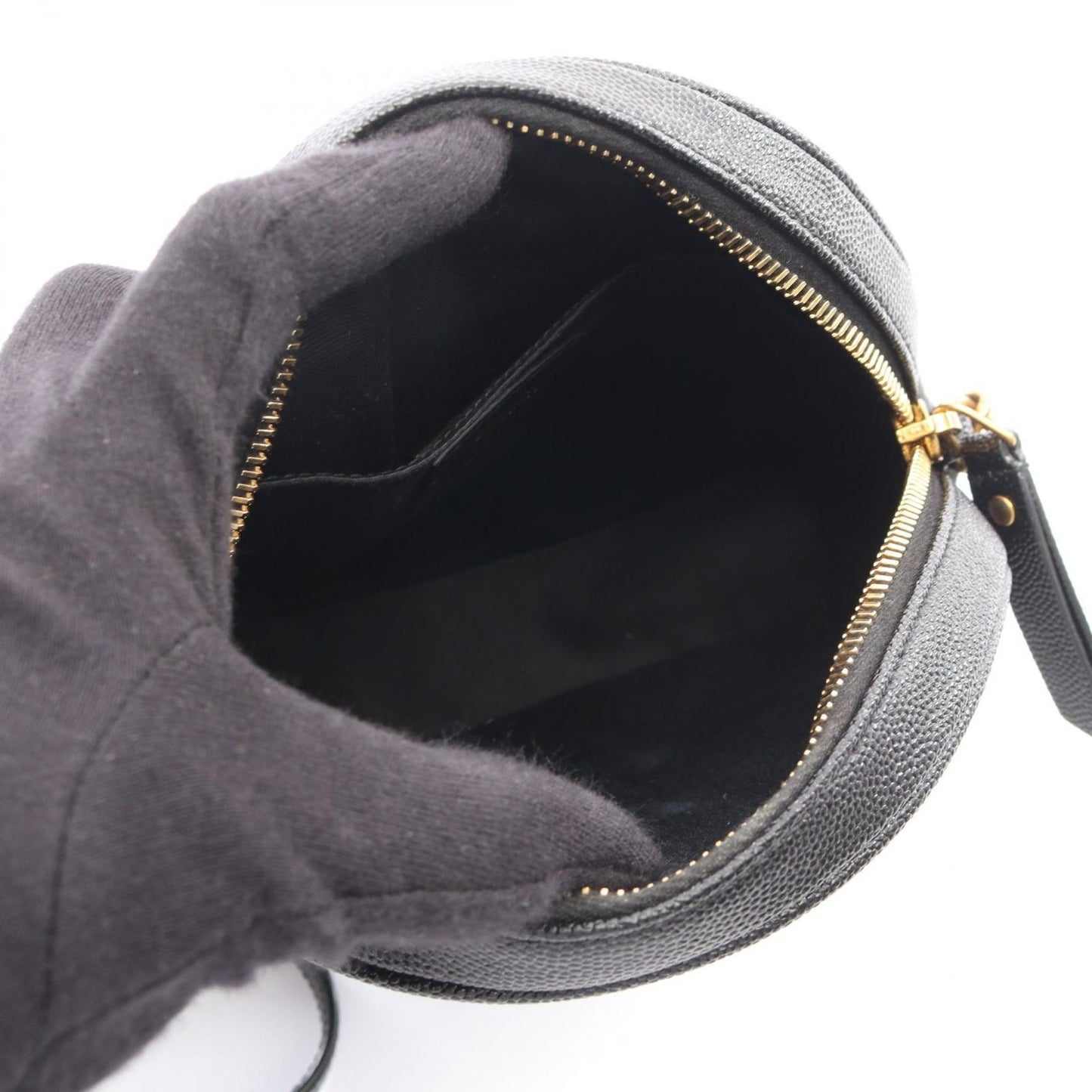 Saint Laurent Shoulder Bag Vinyl Monogram Black Leather Round Chain — view 3