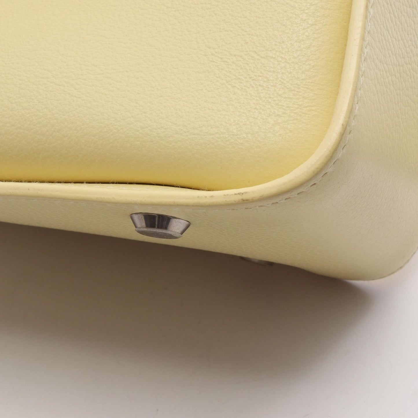 Balenciaga Shoulder Bag North South 2-Way Pastel Yellow Leather Tool 2.0 Small — view 8