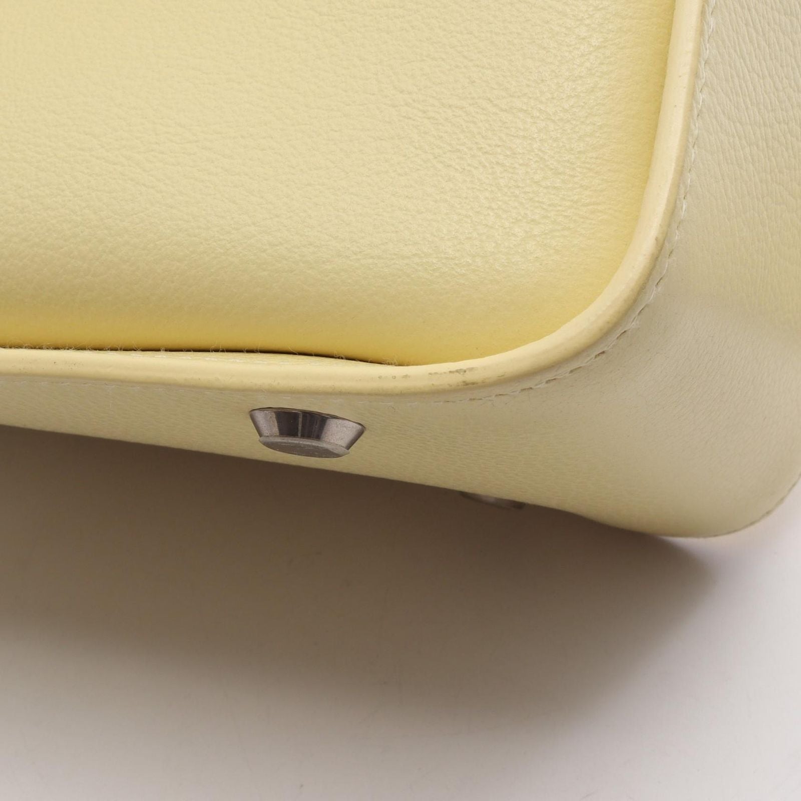 Balenciaga Shoulder Bag North South 2-Way Pastel Yellow Leather Tool 2.0 Small — view 8