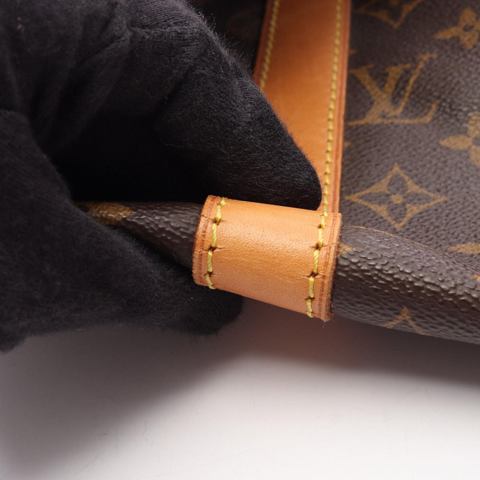 Louis Vuitton Boston Bag Keepall 50 Canvas Leather — view 8