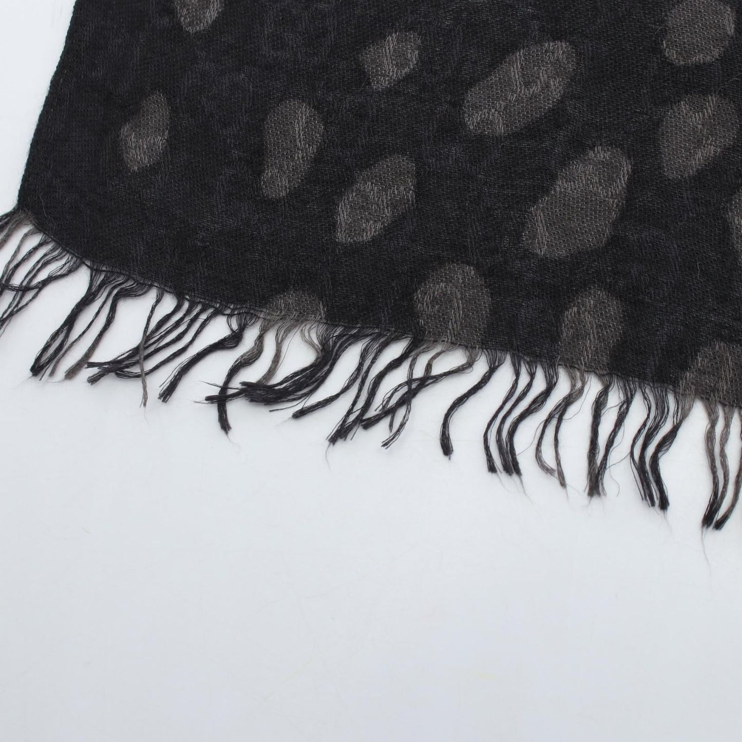 Gucci Shawl GG Pattern Leopard Scarf — view 3