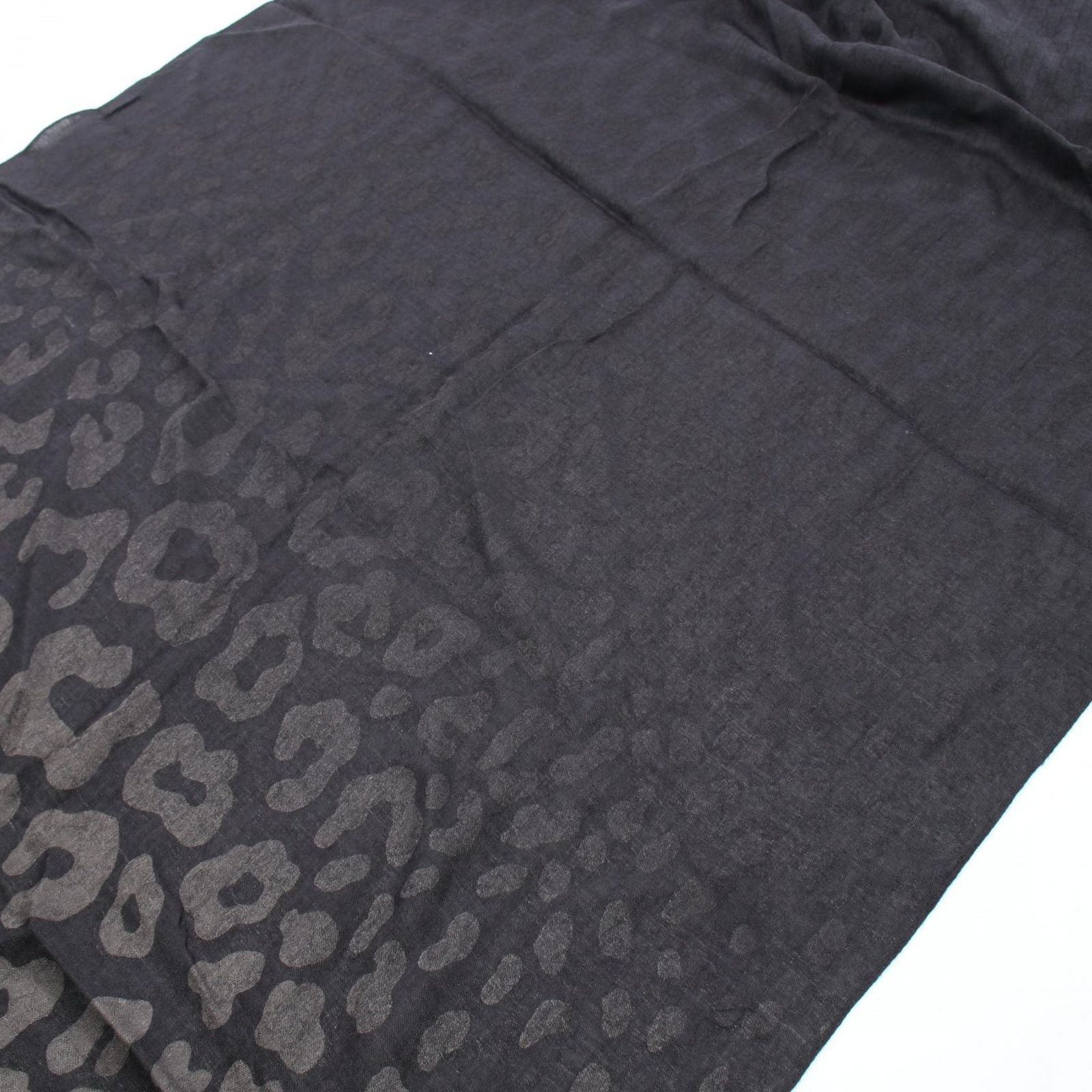 Gucci Shawl GG Pattern Leopard Scarf — view 8