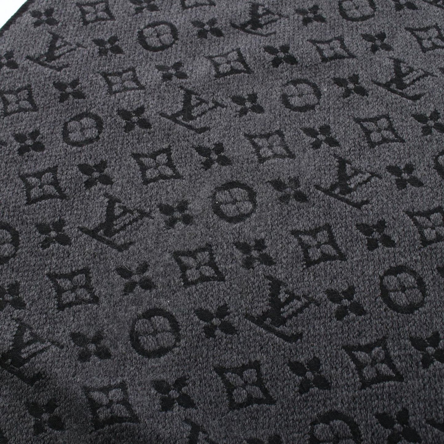 Louis Vuitton Scarf Echarpe Monogram Classic Anthracite Wool — view 4