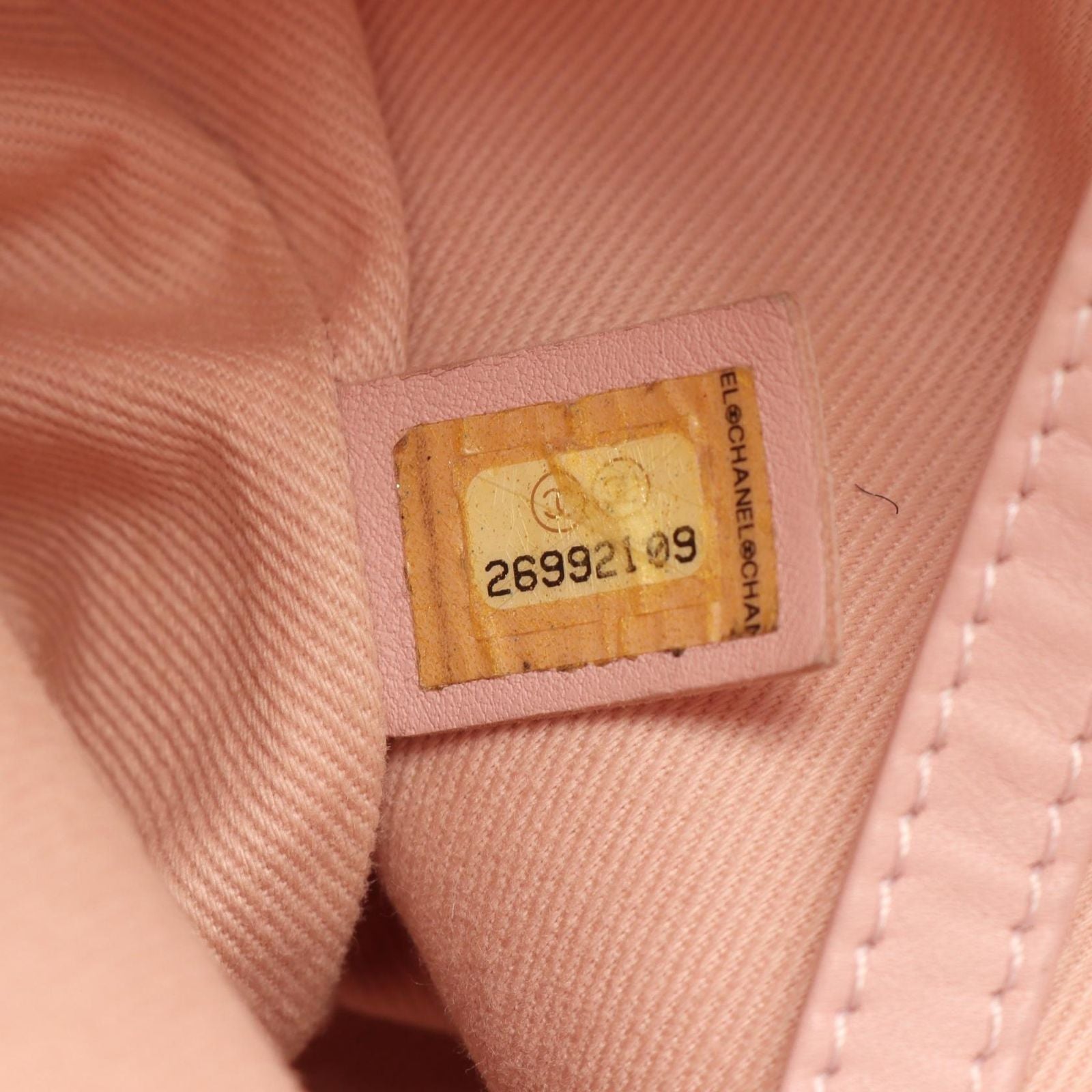 Chanel Shoulder Bag Deauville Pink Leather Drawstring — view 5