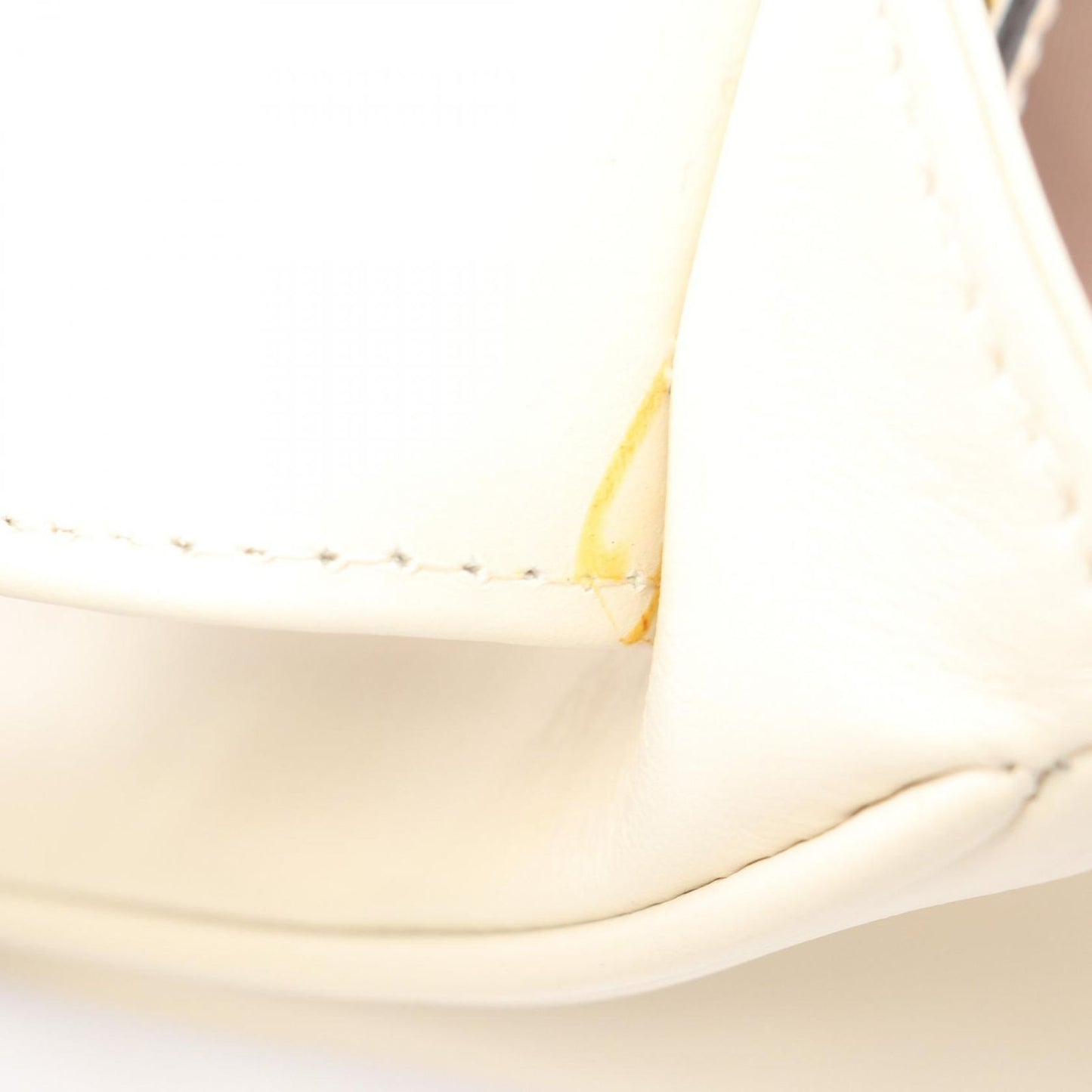 Gucci Shoulder Bag Raja Tiger Head White Leather Chain — view 6