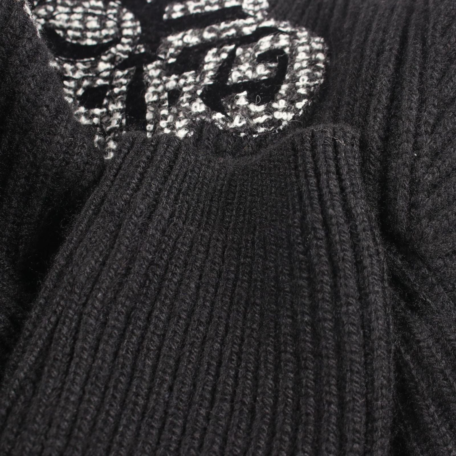 Chanel CC Logo Button Knit Black Cashmere Long Jacket — view 8