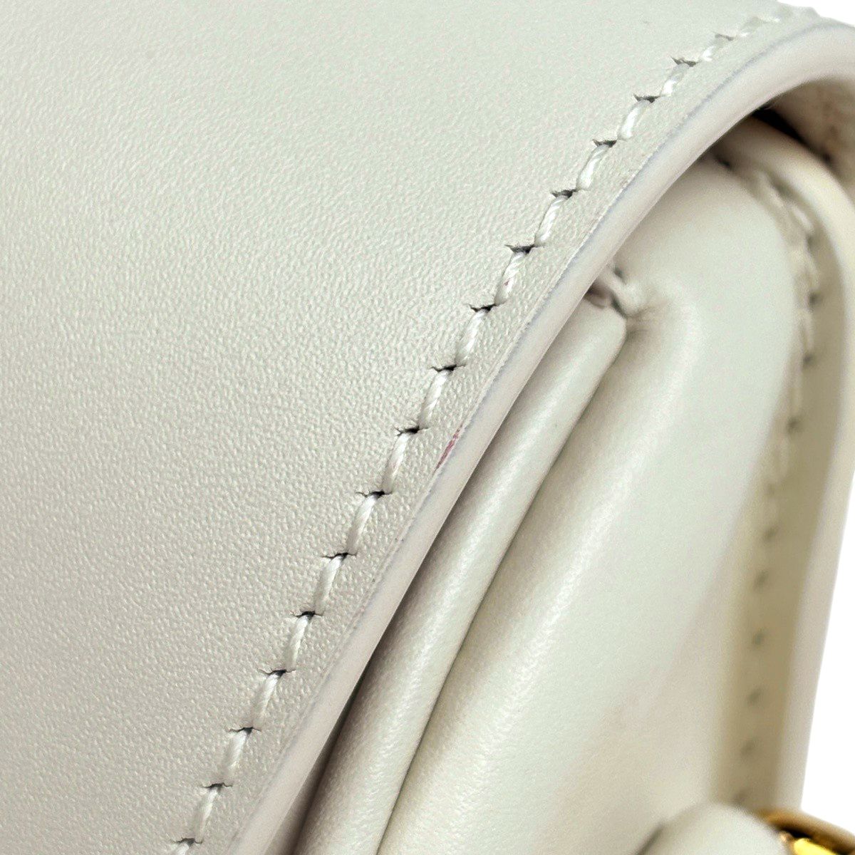 Dior Bobbi East West Shoulder Bag Leather White — view 9
