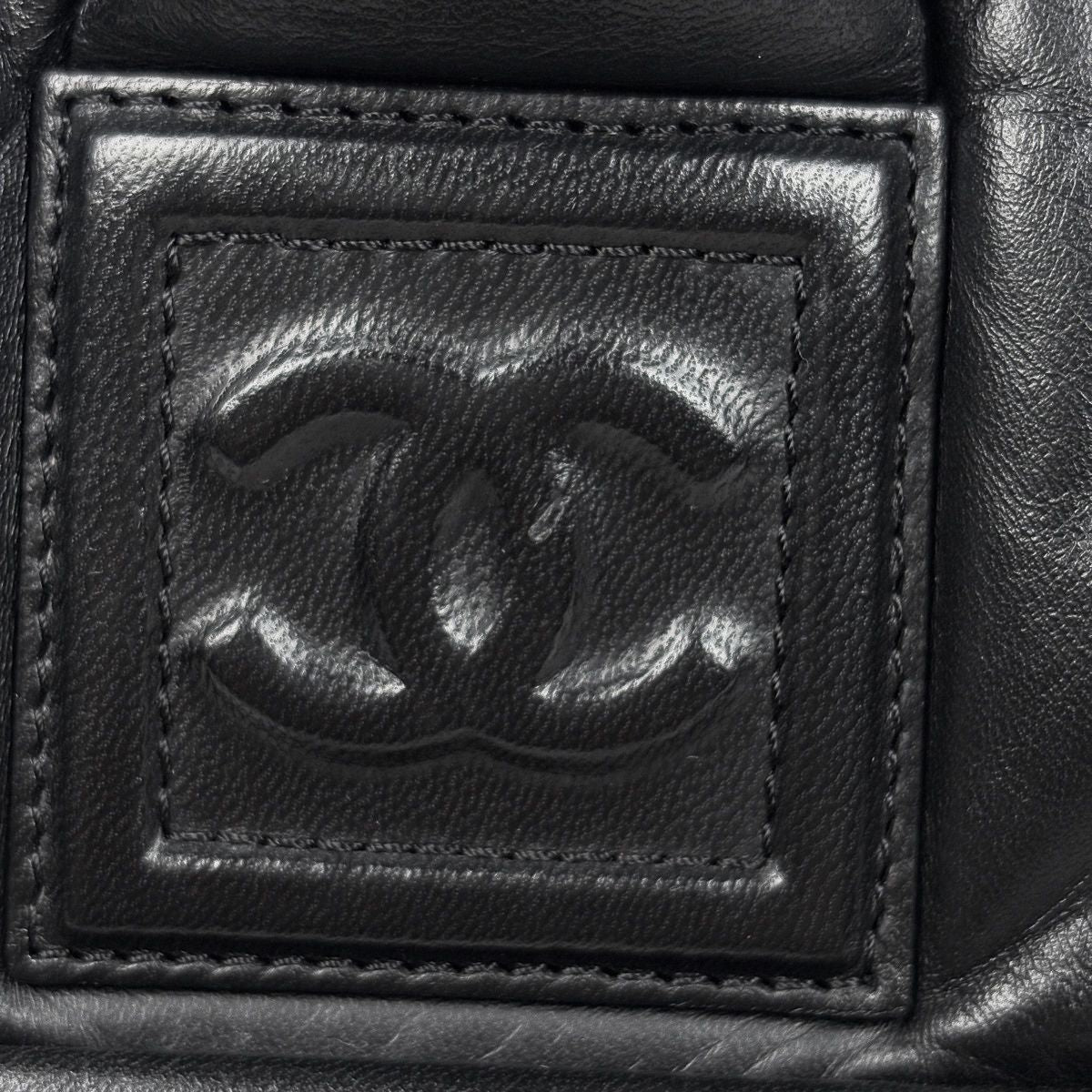 Chanel Coco Cocoon Tote Leather Black — view 8