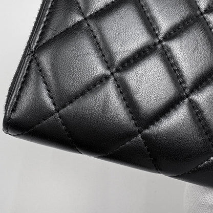 Chanel CC Logo Zip Around Wallet Quilted Leather Black — view 4