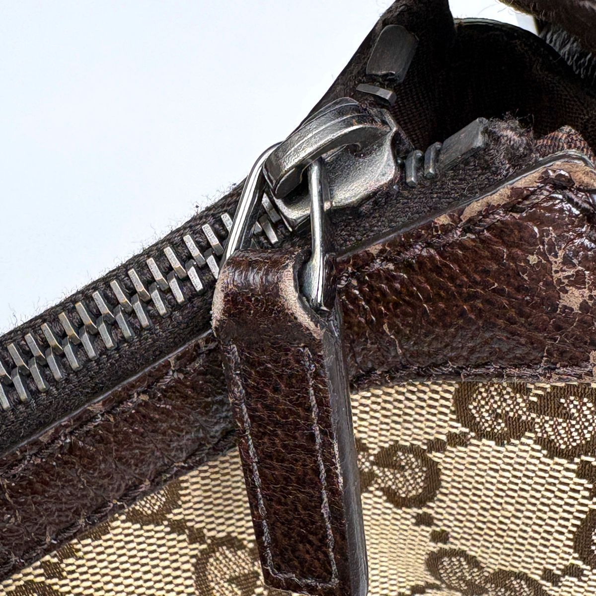 Gucci GG Pattern Shoulder Bag Canvas Beige Brown — view 5