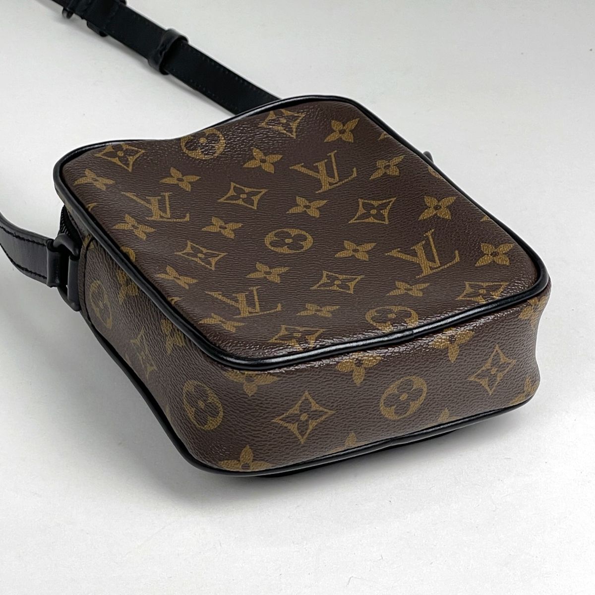 Louis Vuitton Christopher Wearable Wallet Shoulder Bag Monogram Macassar Brown — view 2