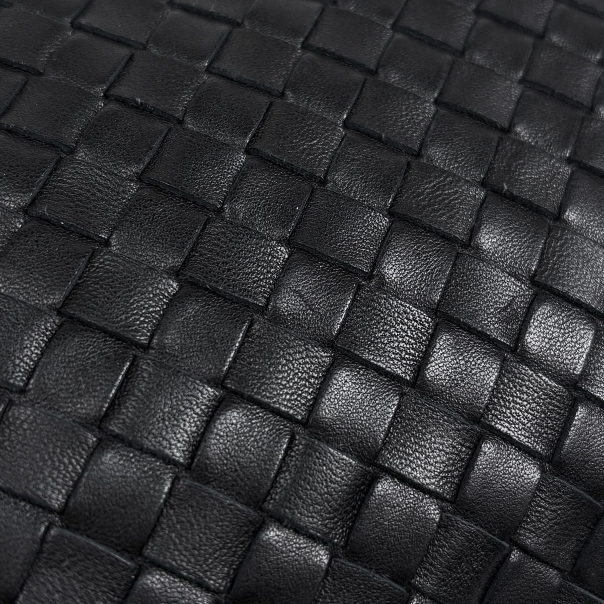Bottega Veneta Intrecciato Shoulder Bag Hobo Leather Black — view 8